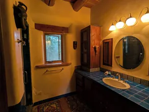 Winsor Castle und Ski Retreat!  15 Minuten zu den Skiliften und 15 Minuten zum Taos Plaza - Image 4