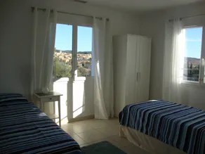 Klimatisierte Villa mit eigenem Pool und Panoramablick - Image 3