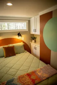 Mid-Century Modern Cabin - Mountain Fether - Image 3