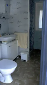 T2 dans maison de village - Image 2