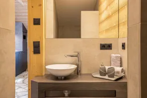 Holiday Home \"Chalet Reisnock-Hochgruberhof\" in Idyllic Mountain Location with Sauna - Image 3