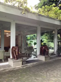 Waters Spring Hotel - Image 4