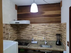 Cozy studio apartment close to the beaches and nightlife. - Image 3