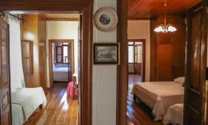 Sous la tour de l'horloge (maison traditionnelle grecque de 125 m²) - Image 4