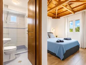 Oak Tree Cottage - Image 2