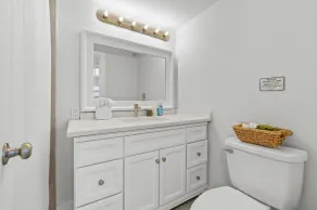 ⭑ Tampa Pool Family Home- Clean- Cozy-Great Location ⭑ - Image 3