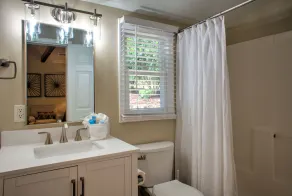 Firefly Cottage | Pet-Friendly, Fire Pit, 8 Mins to DT AVL + Biltmore Pass - Image 3