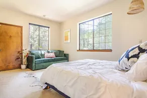 Gorgeous Napa estate 15 mins to St Helena surrounded by vineyards. Permit 138485 - Image 3