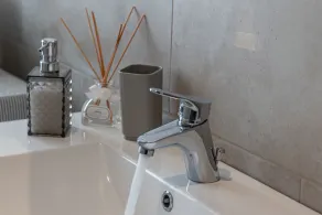 The Sunset Rhome Elegant Suite with Wi-fi - A/C - Image 3