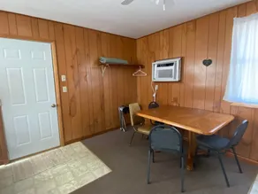 Cabin 10 - Reel and Trigger - Image 5