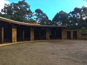 Coomalie House - Mid Century Inspired Luxury - Image 5