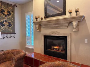 Crescent House - Tranquil Downtown Home - Image 2