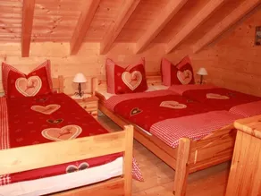 Chalet Berghoamat - holiday home, shower and bath, toilet, 3 bedrooms - Image 2