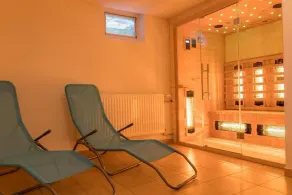 Lejlighed med infrarød sauna og direkte adgang til den naturlige have - Image 3