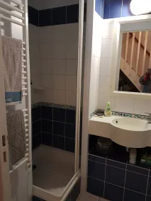 Entre PLAGE et PORT CROUESTY Superbe DUPLEX, 1 chbre parentale, SDB,SDE,Terrasse - Image 3