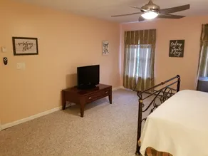 Your Home away from Home. Large Groups Welcome - Image 5