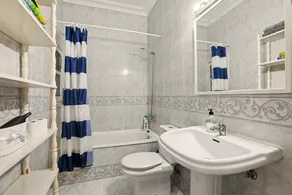 Totally renovated holiday accommodation \"Los Cristianos 2-bed beach property\" - Image 4