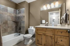 Vacker Southgate Village Condo - takterrass - luftkonditionering - pool - Image 5