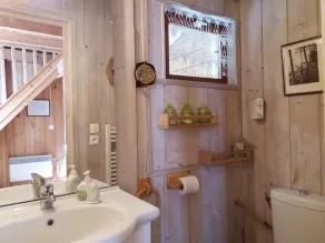 Landes\" guest room with private Nordic bath - Image 4