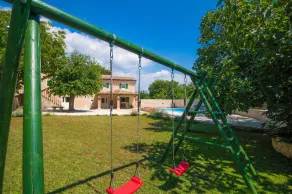 Luxuriöse rustikale Poolvilla in ruhiger Lage - Image 3