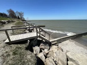 Mid Strip and Private Beach Access!   - Image 5