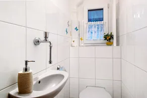 Apartamento 'Haus Johanna' com vista para a montanha, varanda e acesso Wi-Fi - Image 4