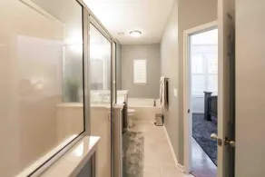 Only rental home with standby generator!Immaculate home quick drive to Downtown. - Image 2