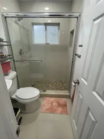 Cozy home, centrally located! - Image 3