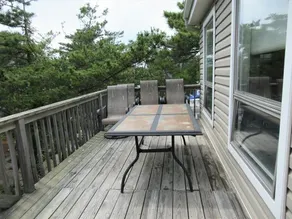 2 bedroom 1 bath oceanfront garage apartment in Ship Bottom - Image 5