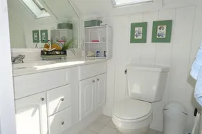 Cottage & Suite on a Quiet Lake + Free Kayaks! - Image 3