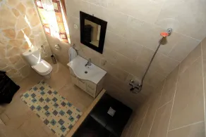 House Kia - Image 3