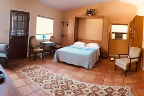 Lake of the Hills Cottage - Sleeps 4 - Image 4