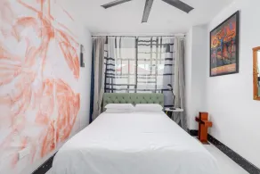 Bright Tamarama 2-Bed with Balcony Water View - Image 4