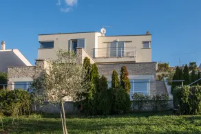 Villetta con piscina e fantastica vista sul mare - Image 4