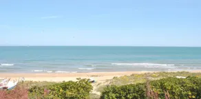 A terrace on the sea - Image 4