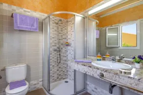 Gris 4 bedroom villa, Cala'n Forcat - Image 4
