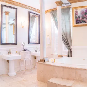 Justine Inn Savannah - Image 4