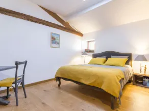 Spacious family lodge with natural pool, near Nantes - Image 5