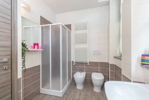 Housing Giulia -one Bedroom Apt by Wonderful Italy - Image 4