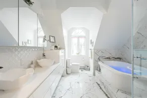 Chalet l'Abondance: Jacuzzi, Fireplace, 1min Bike Path, 7 Min to Aquatic Parc ! - Image 5