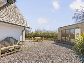 Capton Snug - Image 5