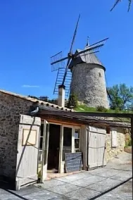 Roligt, behageligt tilflugtssted blandt bakker og vinmarker. Store gåture, store viner - Image 2