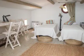 Villa + Pool - Image 3