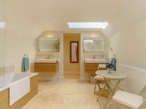 3 chambres à coucher à Bisley, near Stroud - Image 2