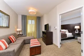 1 Bedroom | Outdoor Pool and Hot Tub + Free Wifi - Image 5