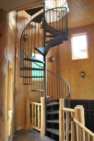 Lodge privé et exclusif sur le lac Woman avec de belles vues - Image 2