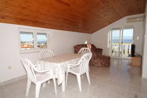 Apartamento de una habitación con terraza y vista al mar Preko, Ugljan (A-8417-b) - Image 4