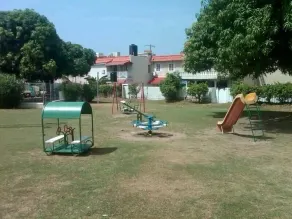 Oaklands Oasis - Image 2