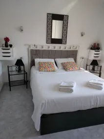 smukt hus 5 personer fuldt udstyret med privat pool, wifi, tæt på havet - Image 4