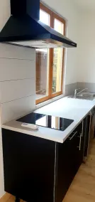 Chalet/Studio dans un parc privé avec piscine - Image 4